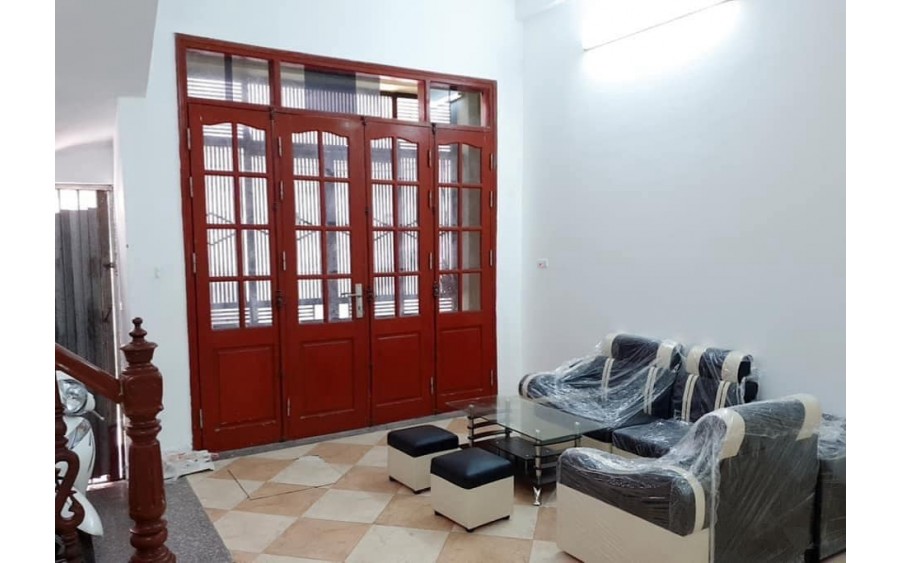 CC CHO_THUÊ NHÀ RIÊNG MẶT NGÕ ĐỊNH CÔNG, HOÀNG MAI, 2.5 TẦNG, 42M, 2 NGỦ, 2 WC, GIÁ CHỈ 7.5 TRIỆU, ƯU TIÊN HỘ GĐ.